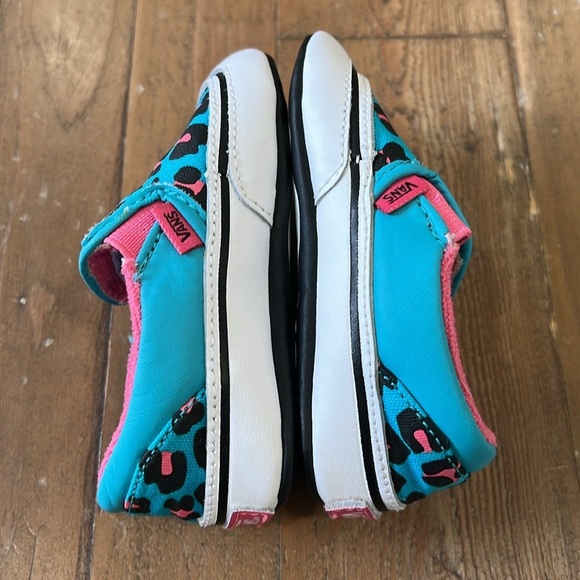 Vans aqua pink leopard soft sole sneakers - Picture 4 of 7